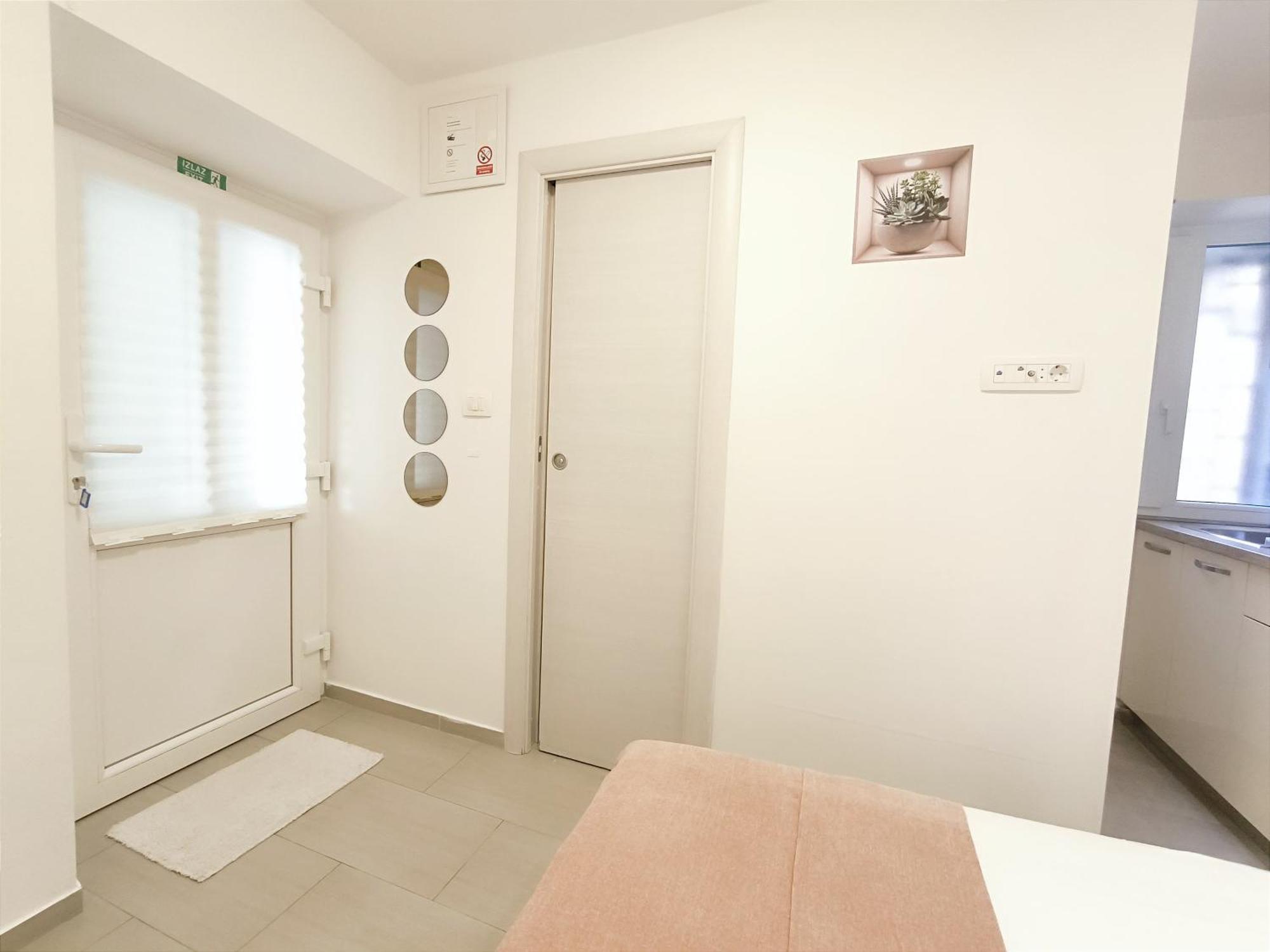 Central Apartment & Room Niko Split Exterior foto